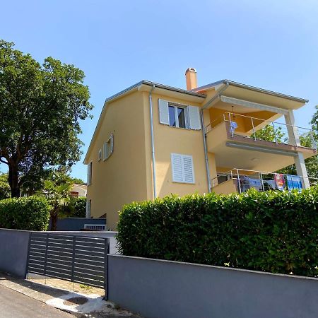 Villa Rudy Holiday Home Njivice Exterior photo